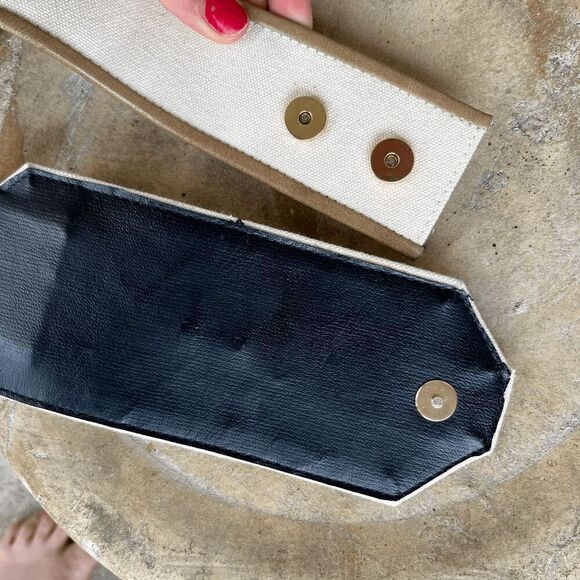 Vintage VST Belt - Hand-Painted Canvas, Aztec Buckle, One-of-a-Kind Slow Fashion - Picture 6 of 9